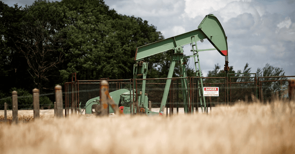 Цены на нефть резко выросли после военного конфликта между США и Ираном