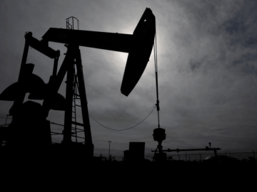 Запасы нефти в США упали до минимума за 45 лет на фоне напряжённости с Ираном